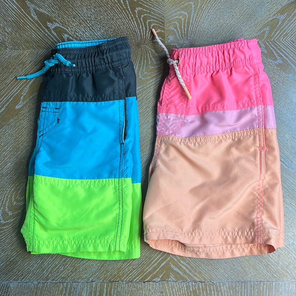 CAT & JACK Set of Two Little Boy Swim Shorts XS & S